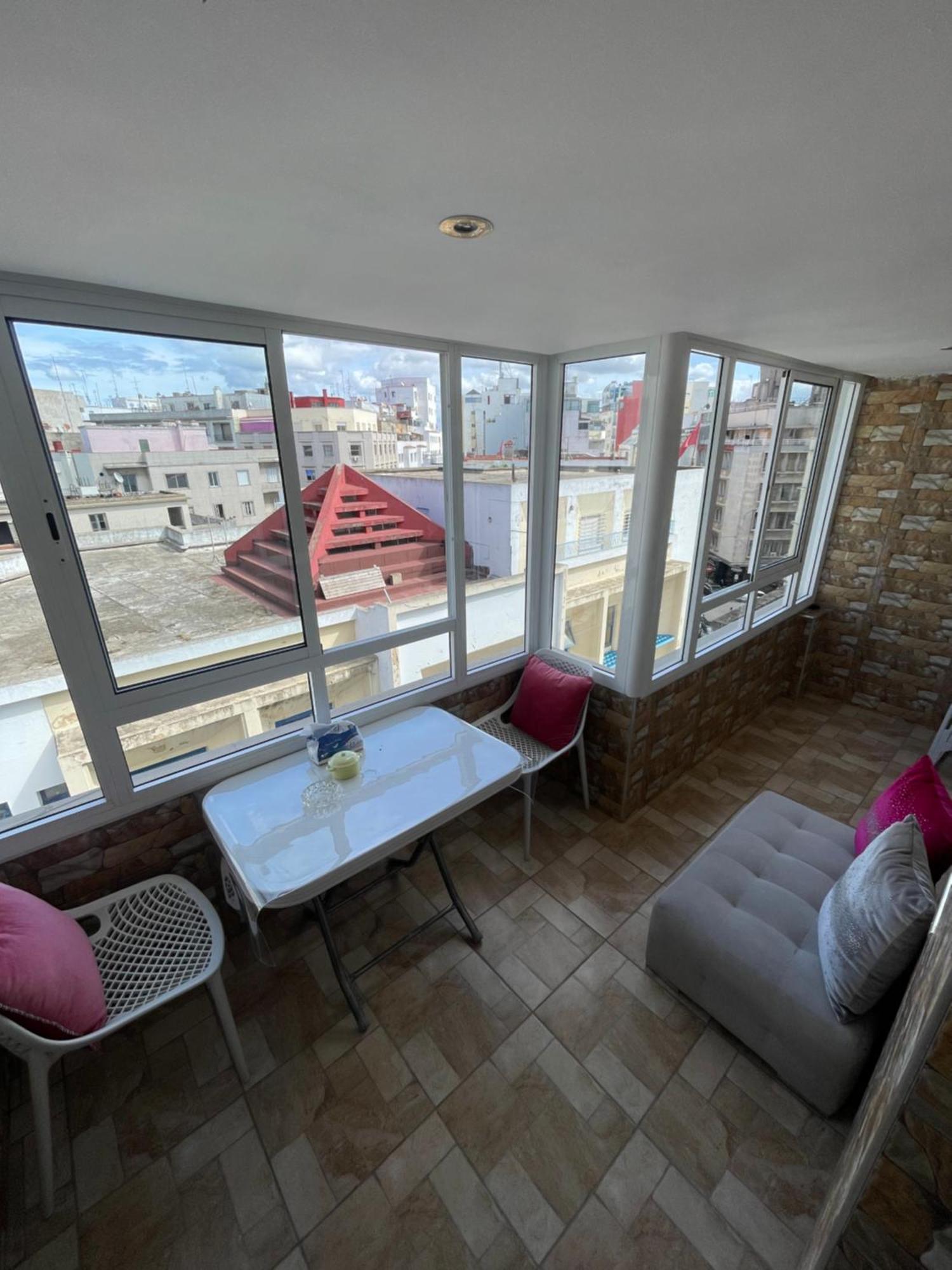 Appartement Ritz Tangeri Esterno foto