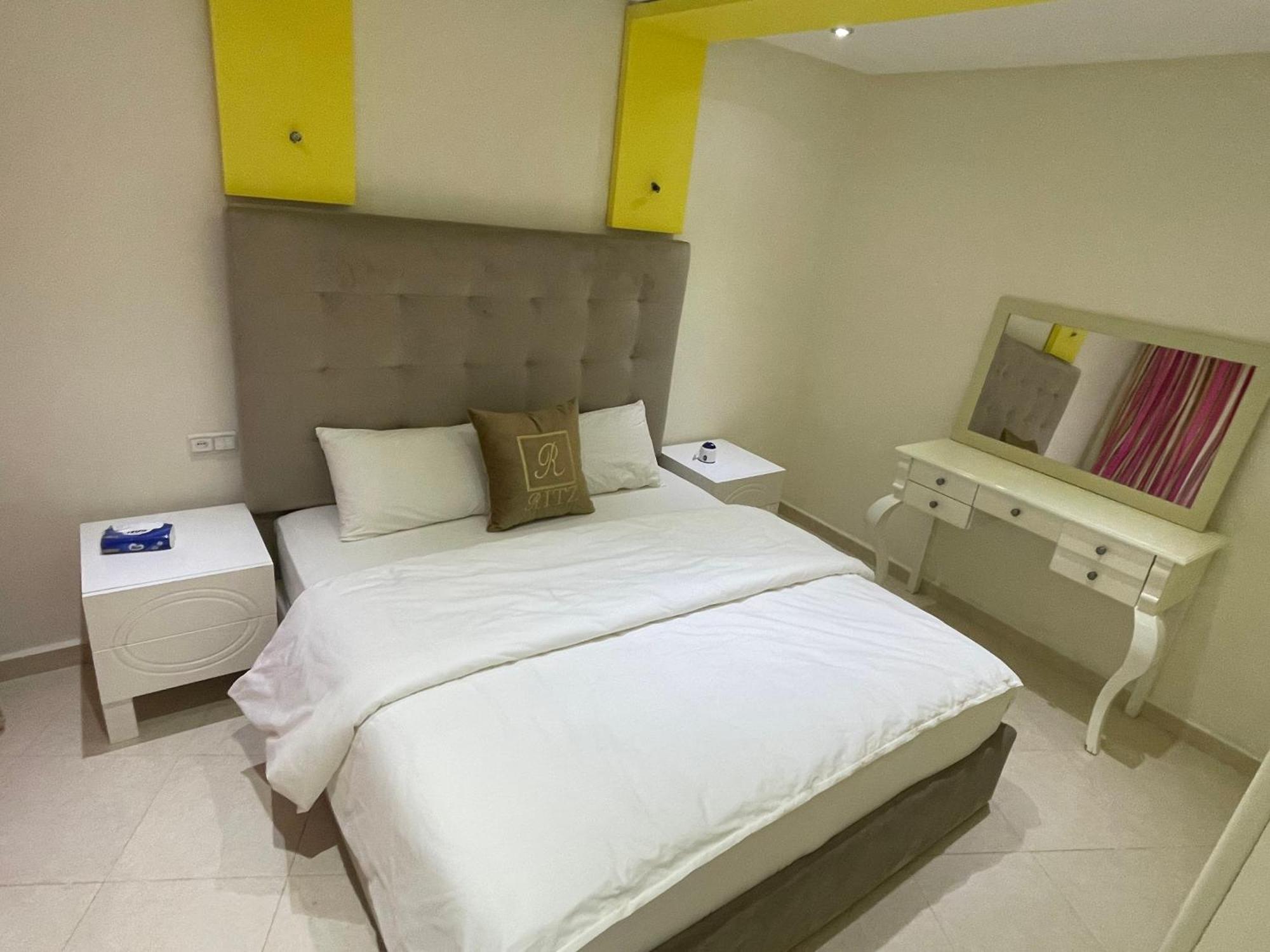 Appartement Ritz Tangeri Esterno foto