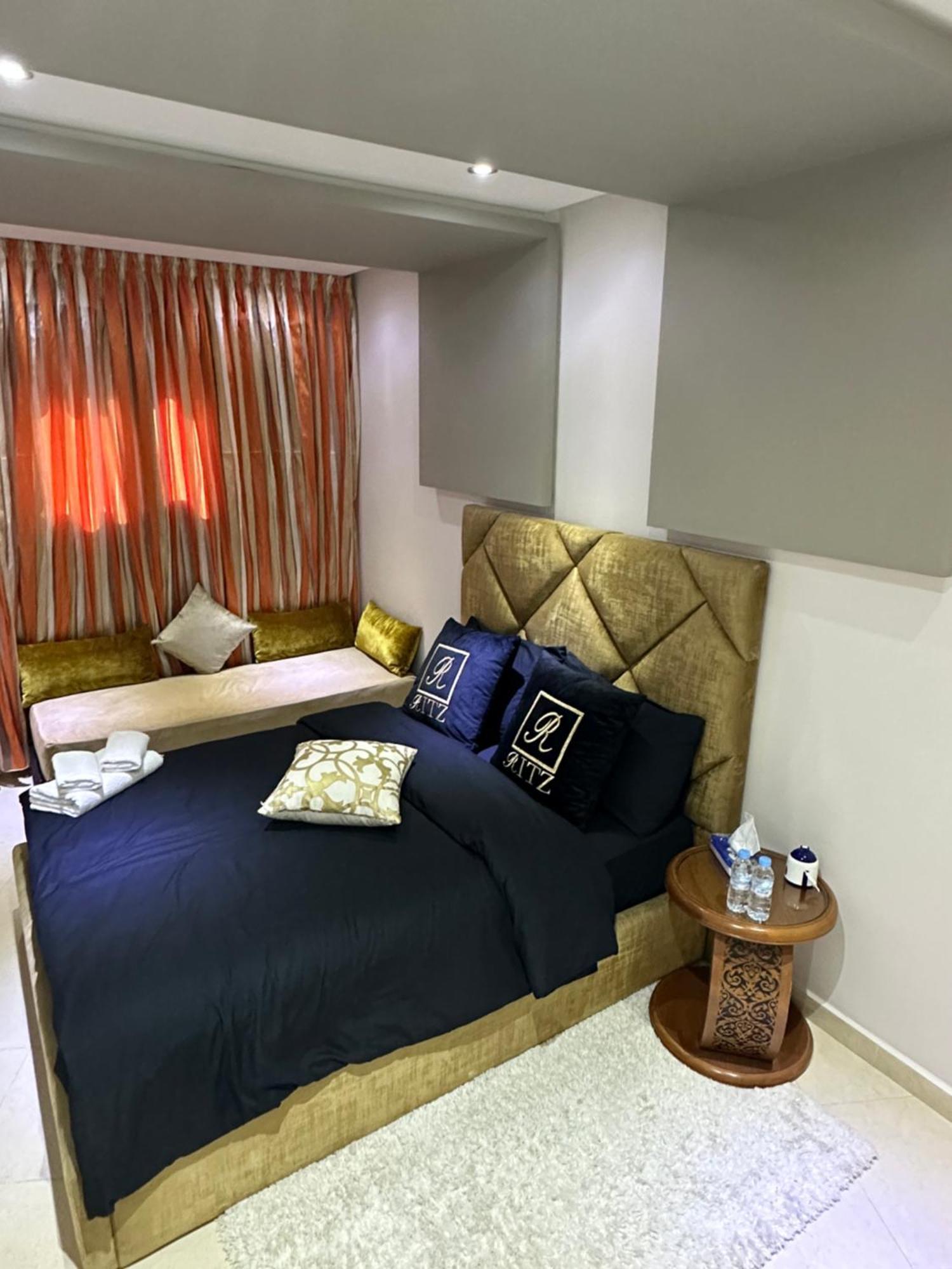 Appartement Ritz Tangeri Esterno foto