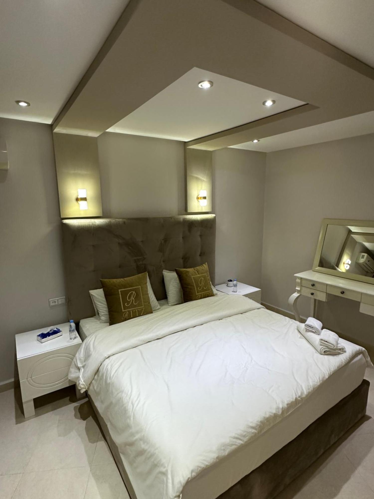Appartement Ritz Tangeri Esterno foto
